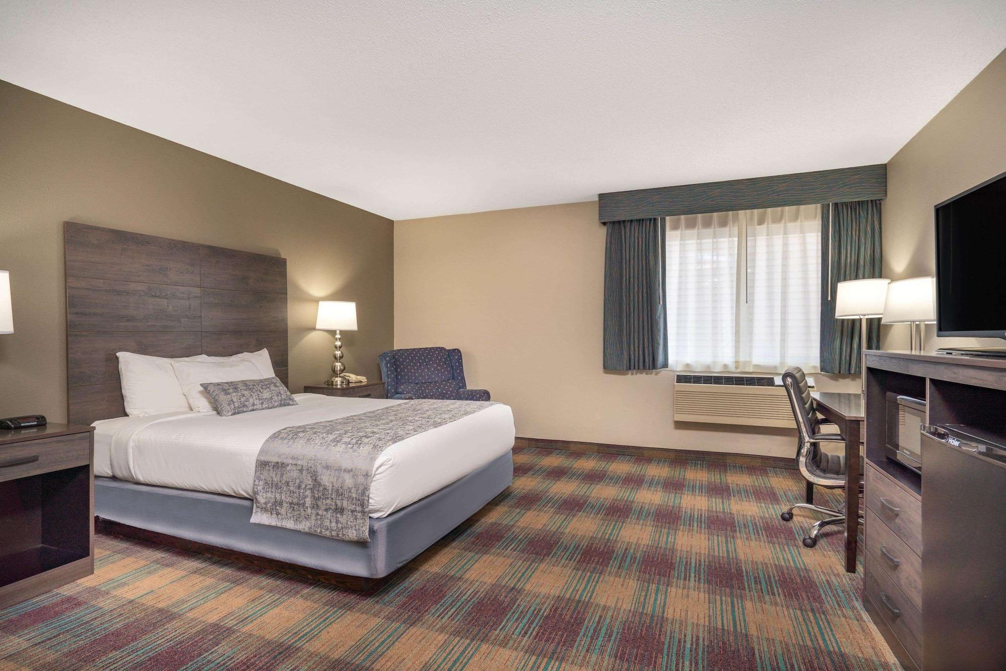 Baymont By Wyndham Baldwin Hotell Eksteriør bilde