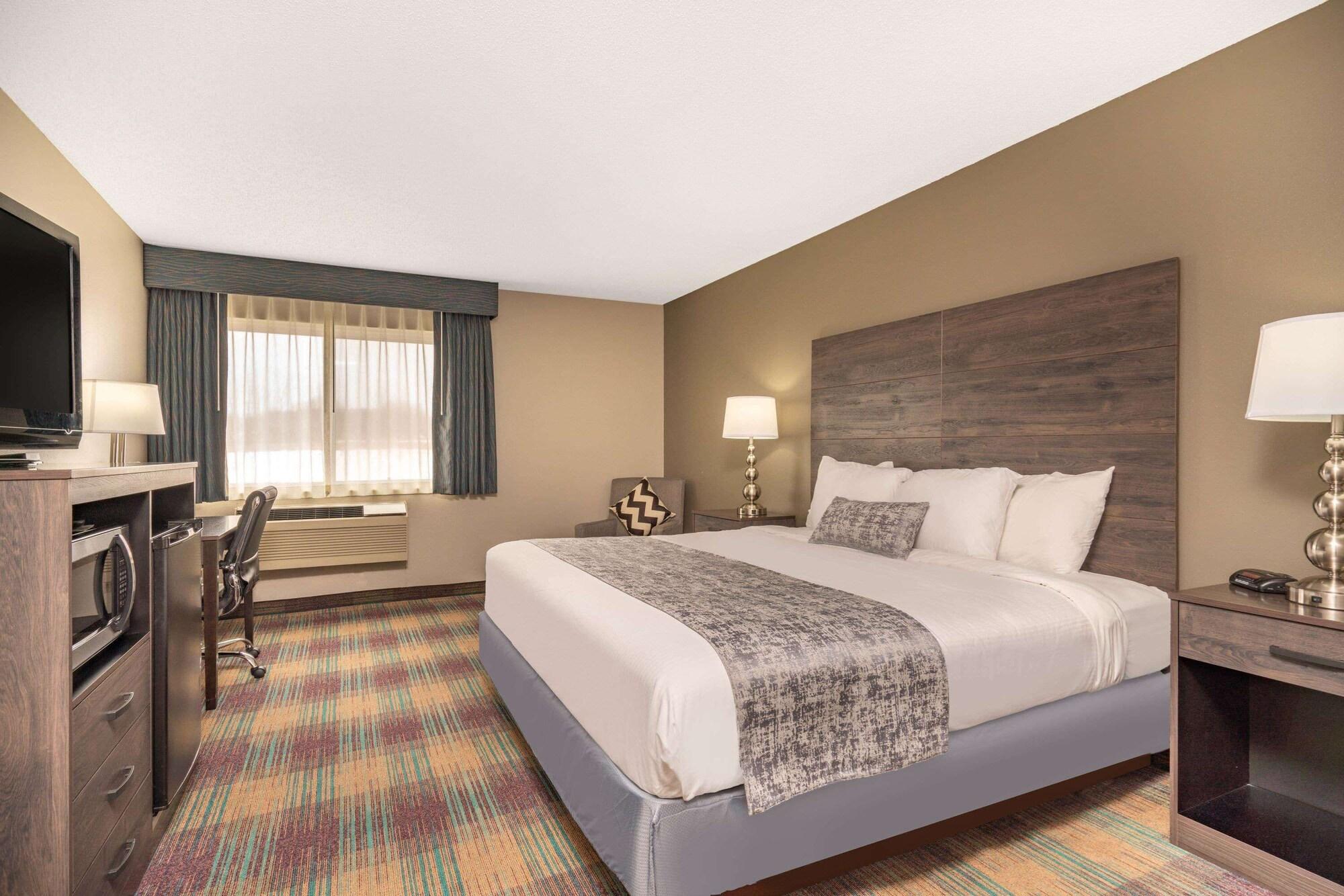 Baymont By Wyndham Baldwin Hotell Eksteriør bilde
